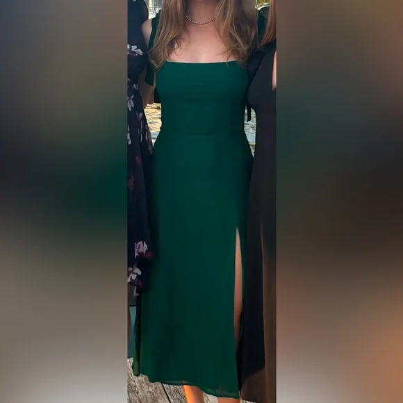 Green Reformation dress - Picture 3 of 3